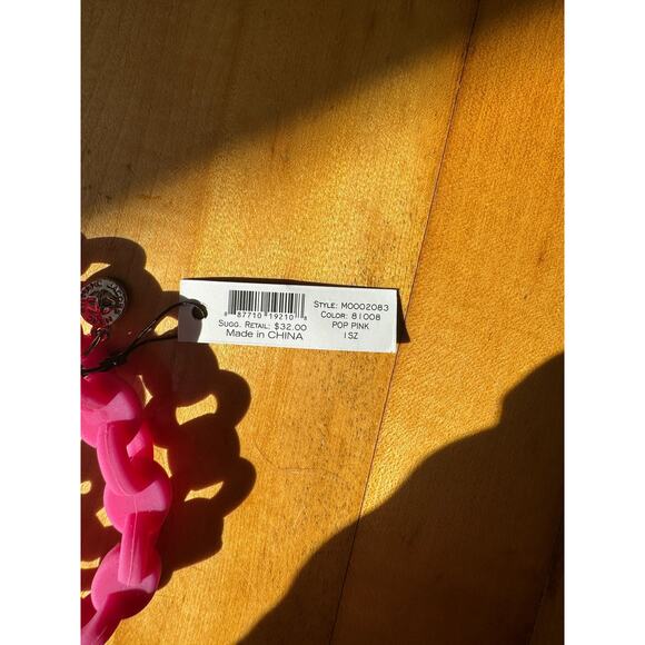 Marc by Marc Jacobs Pop Pink TurnLock Rubber Stretch Bracelet One Size NWT - Picture 5 of 8